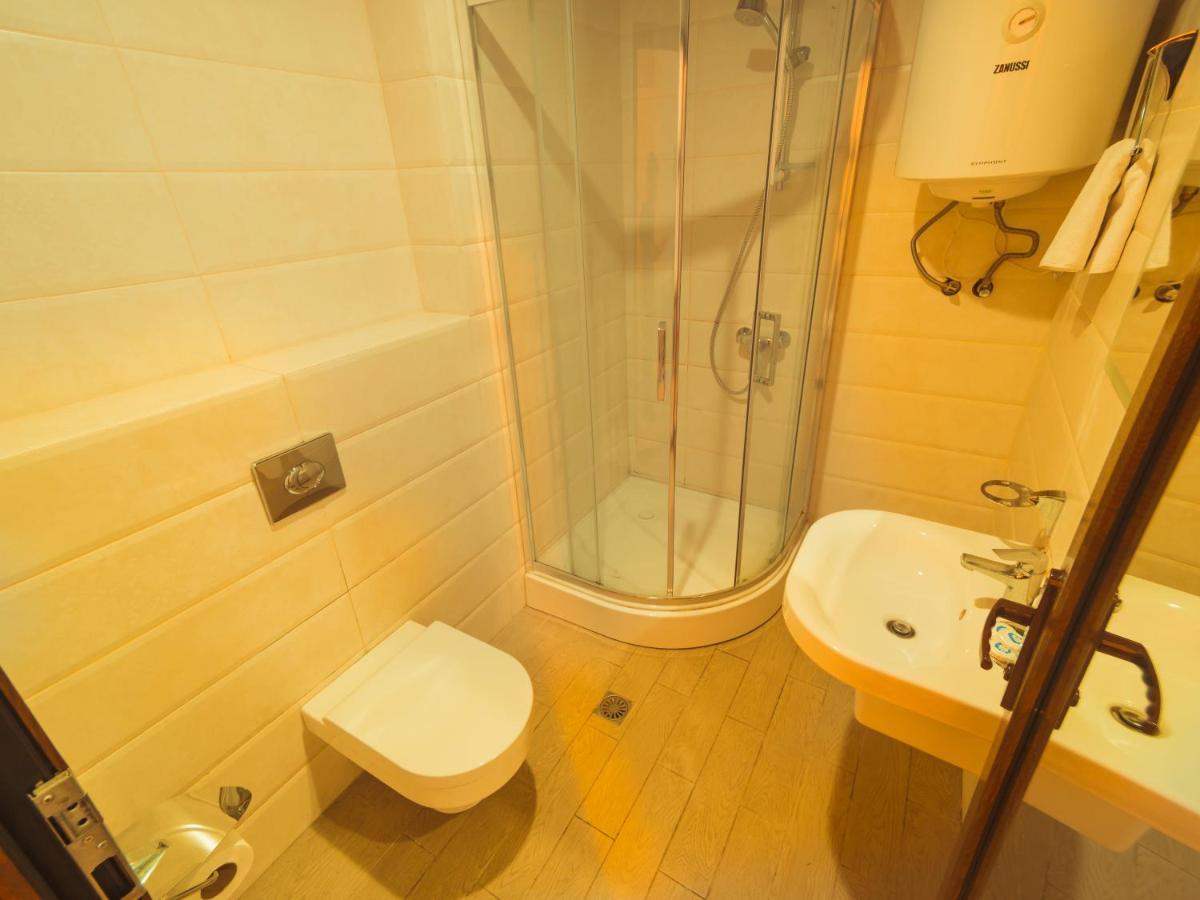 Batumi Orbi Sea View Appartement Buitenkant foto